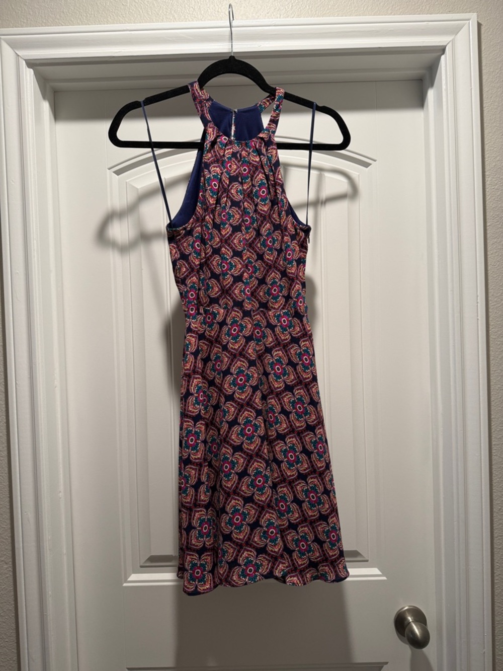 Express size 4 Floral Print Dress